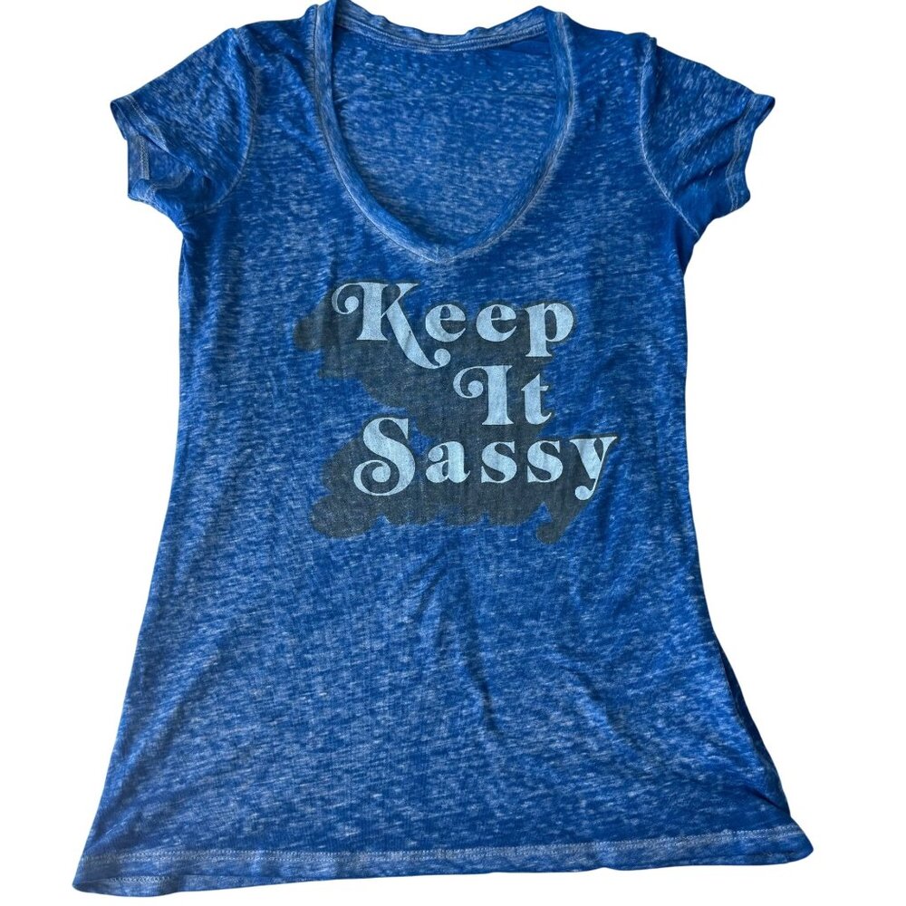 Keep It Sassy Soft V-Neck Blue Graphic Tee Size M
